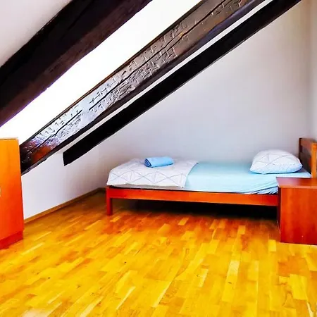 Apartment Pirja