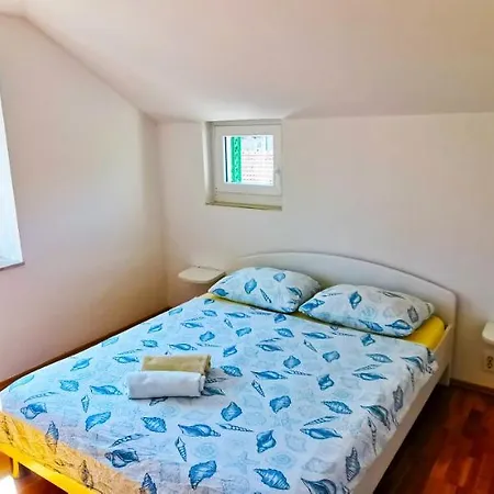 Pirja Apartment Split