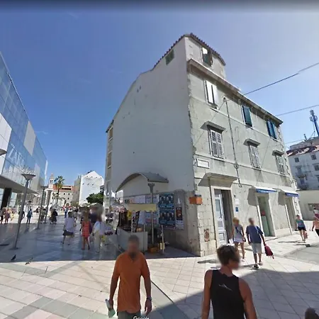 Pirja Split